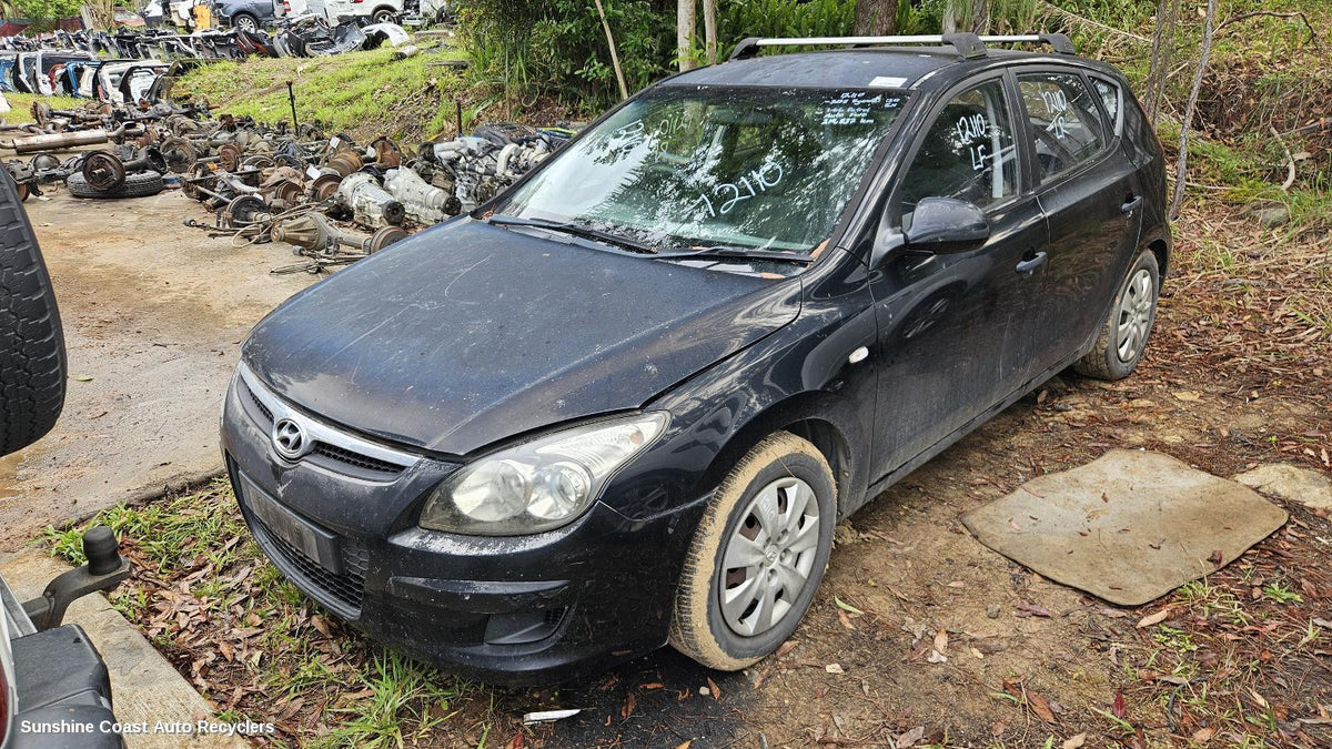 2007-2012 Hyundai I30 Left Guard