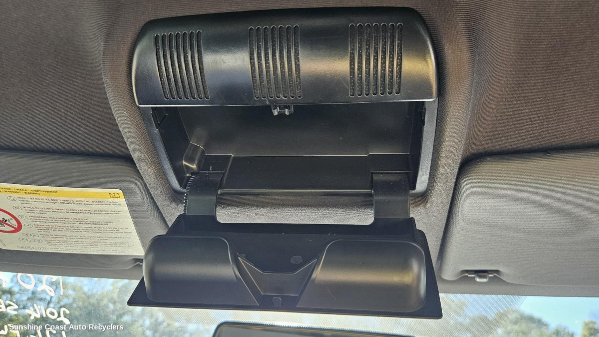 2010-2015 Skoda Fabia Misc