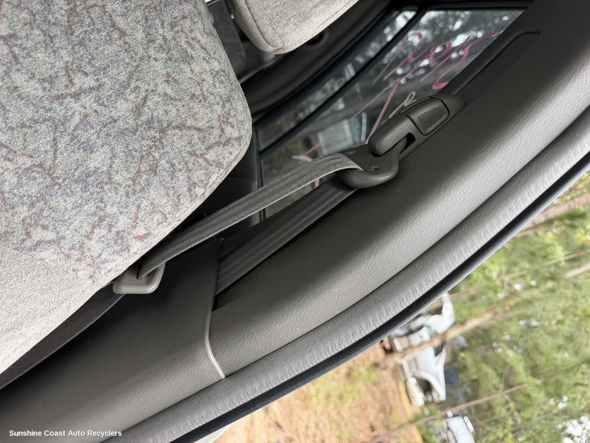 1997-2001 Nissan Patrol Seatbelt Stalk