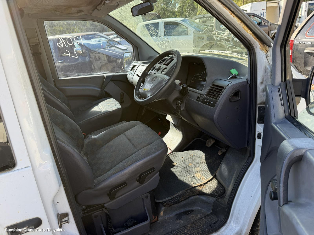 1998-2004 Mercedes Vito Front Seat