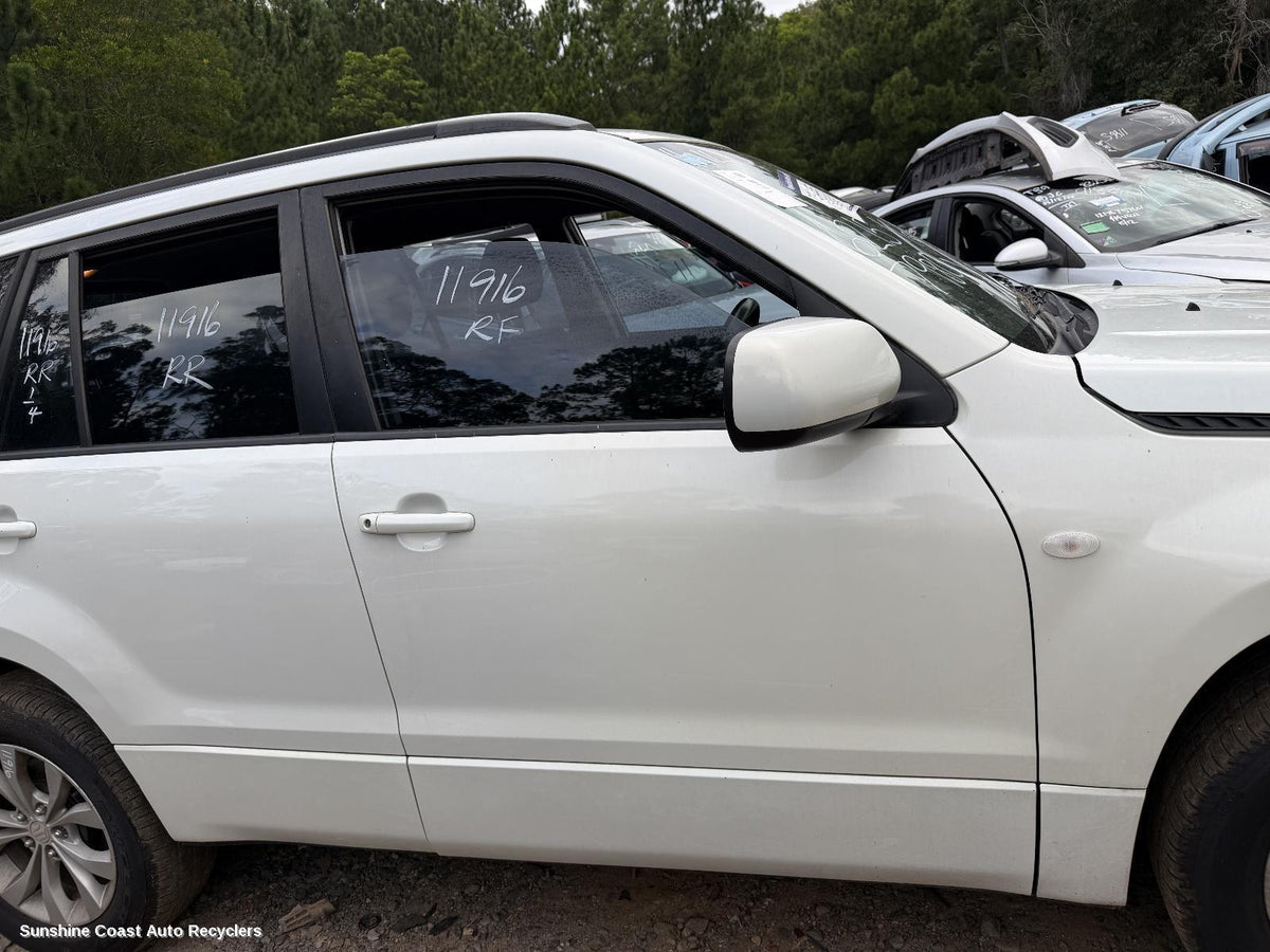 2005-2018 Suzuki Vitara Right Front Door