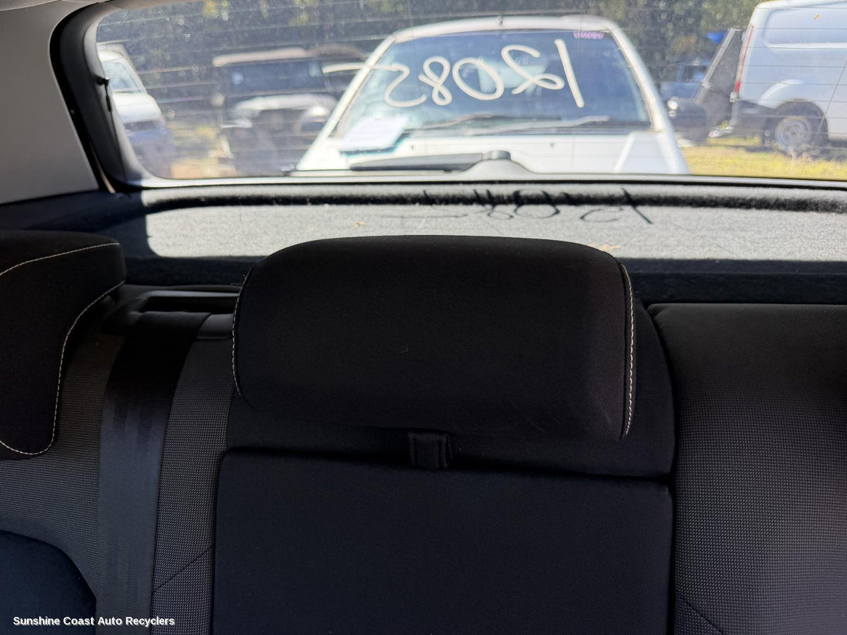 2012-2020 Volkswagen Golf Headrest