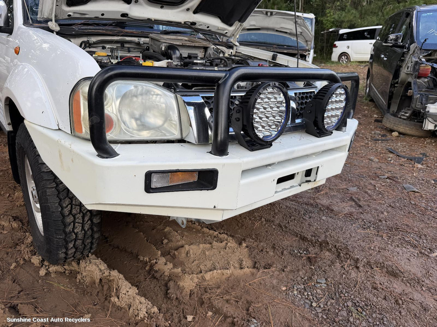 1997-2015 Nissan Navara Front Bumper