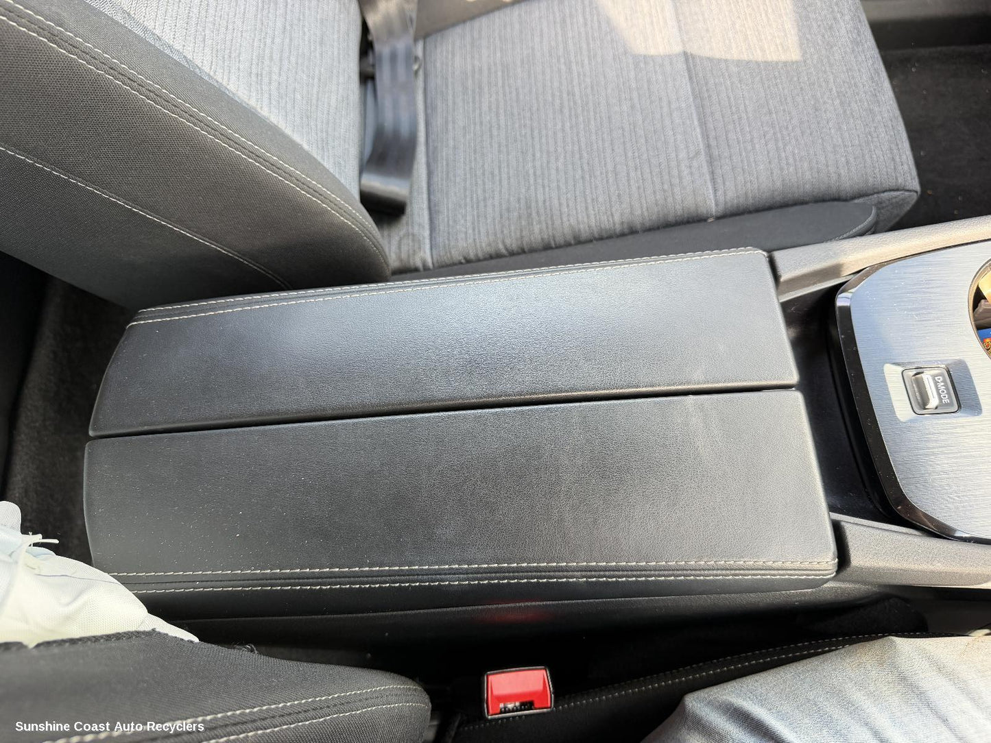 2022-2026 Nissan Xtrail Console