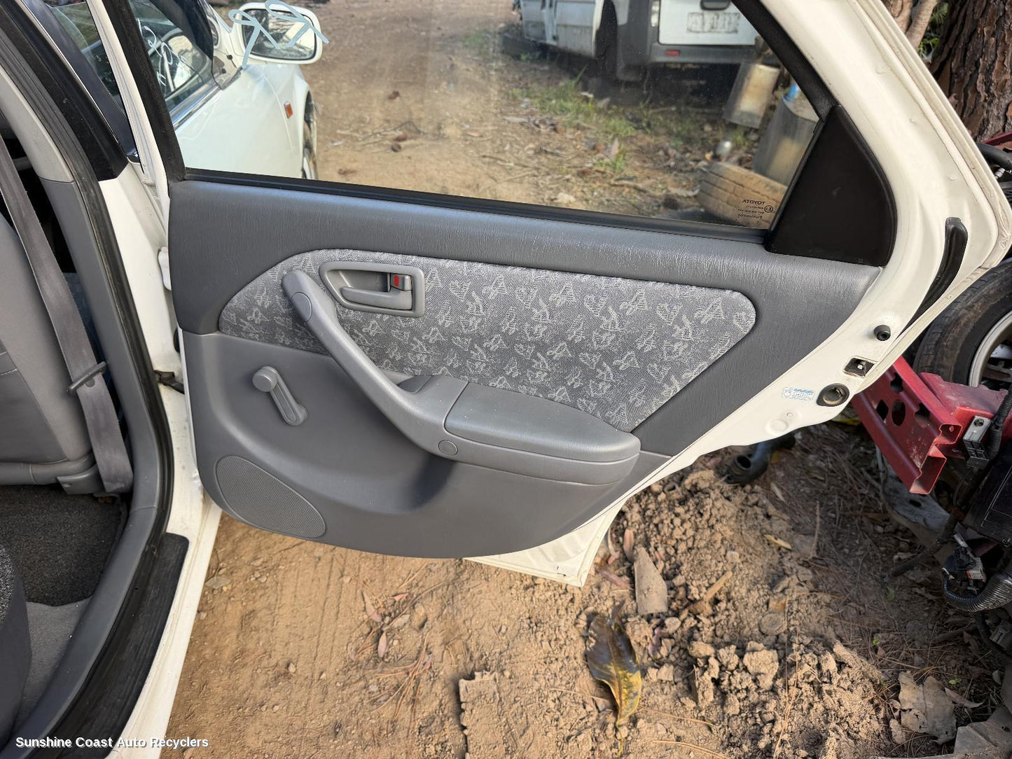 1997-2002 Toyota Camry Door Boot Gate Lock