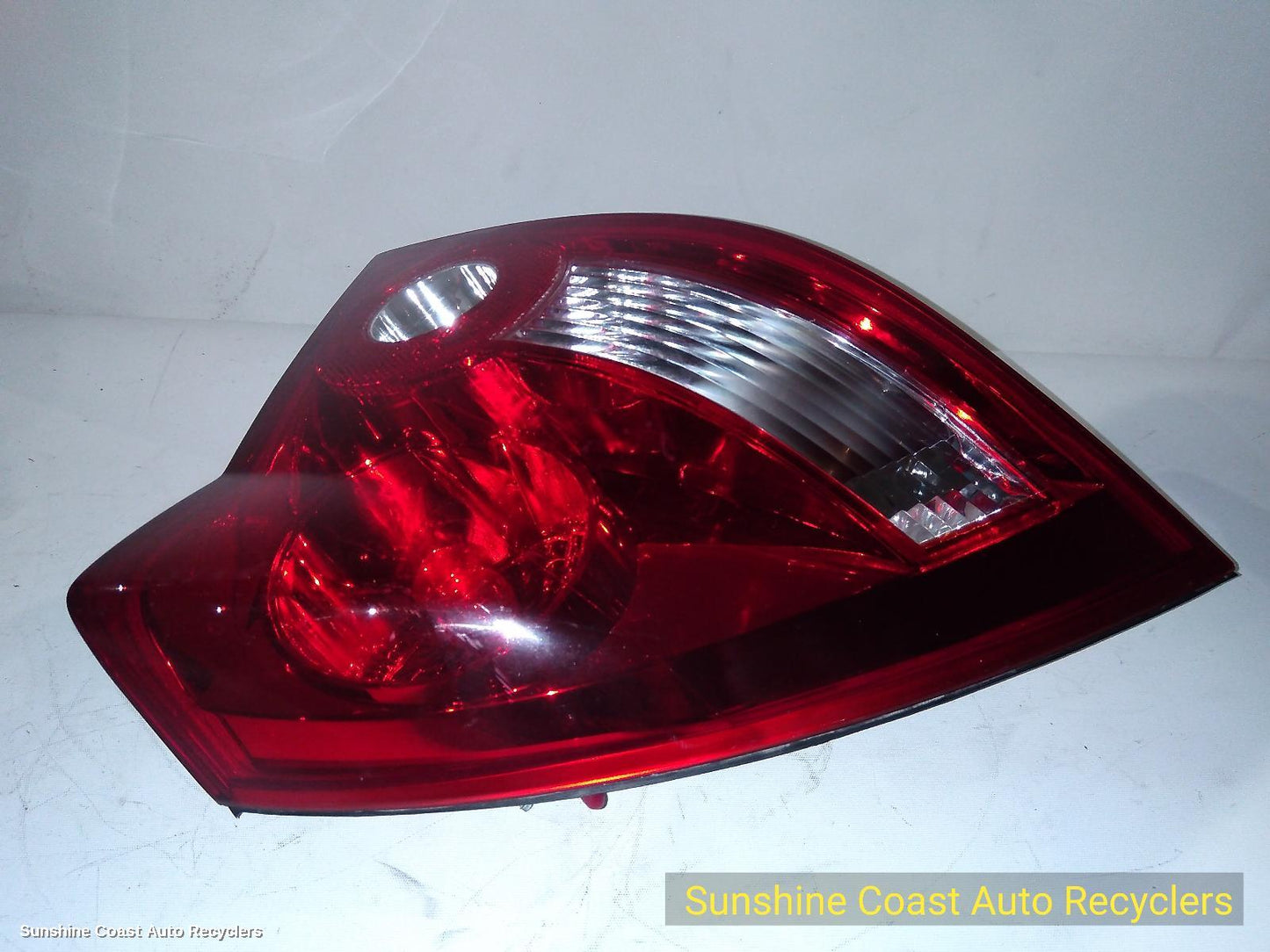 2002-2003 Holden Commodore Left Taillight