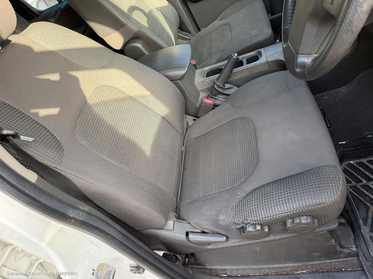 2008-2013 Nissan Pathfinder Seatbelt Stalk