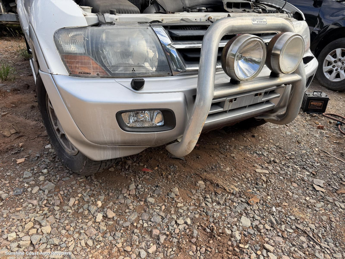 2000-2006 Mitsubishi Pajero Front Bumper