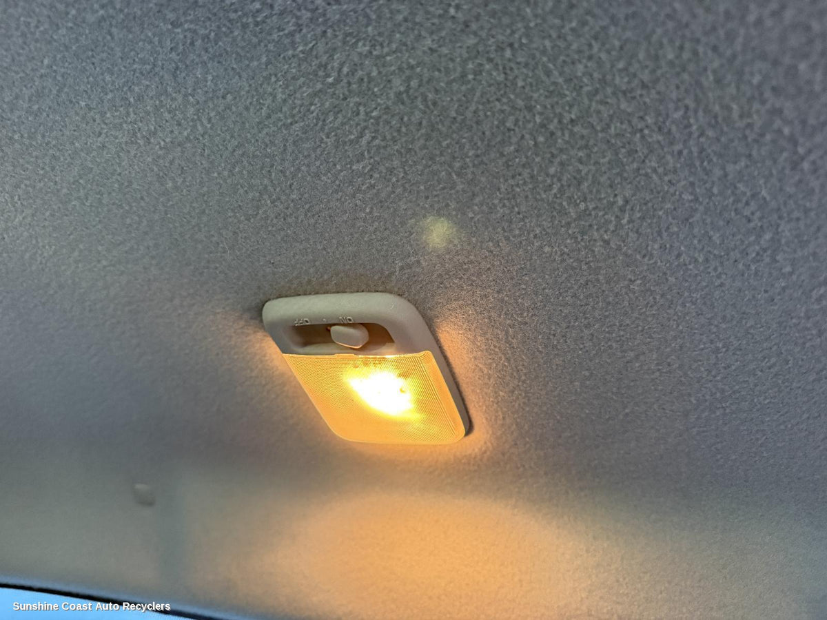 2005-2015 Nissan Navara Courtesy Light