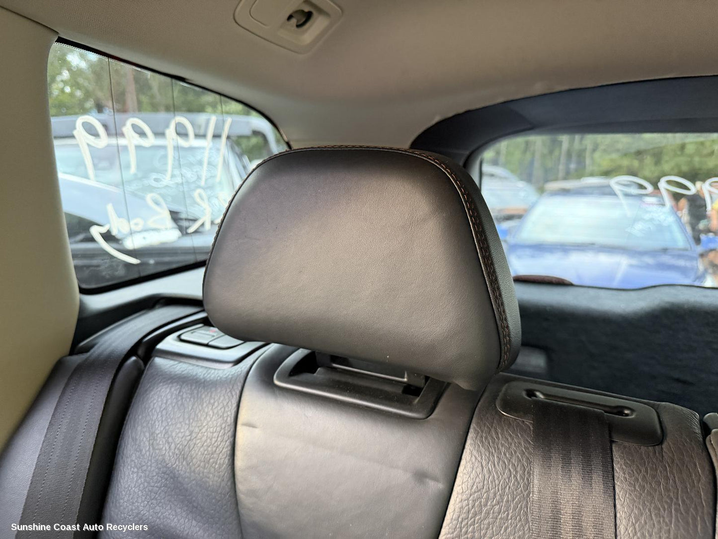 2009-2017 Volvo Xc60 Headrest