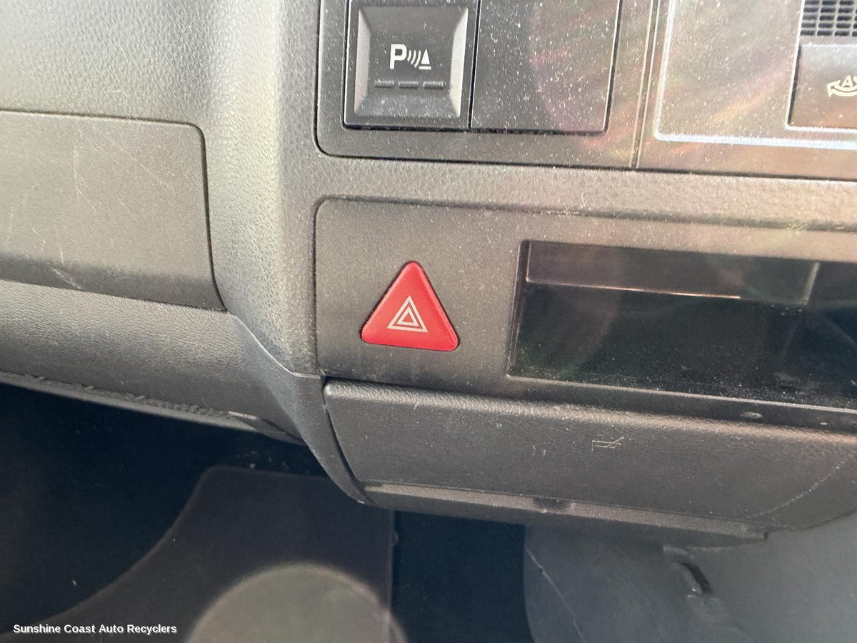 2004-2010 Volkswagen Transporter Misc Switch Relay