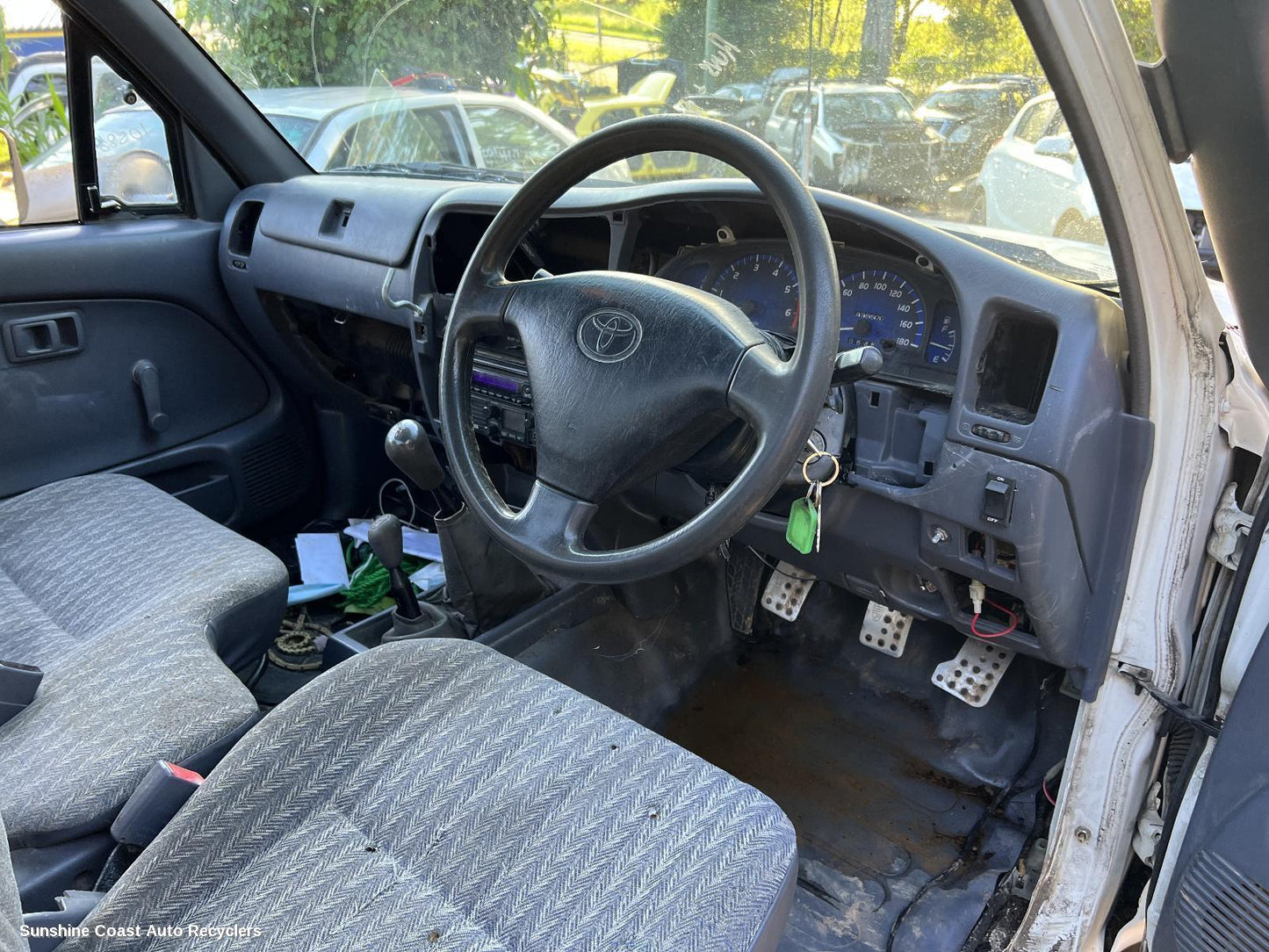 2003 Toyota Hilux Trans Gearbox