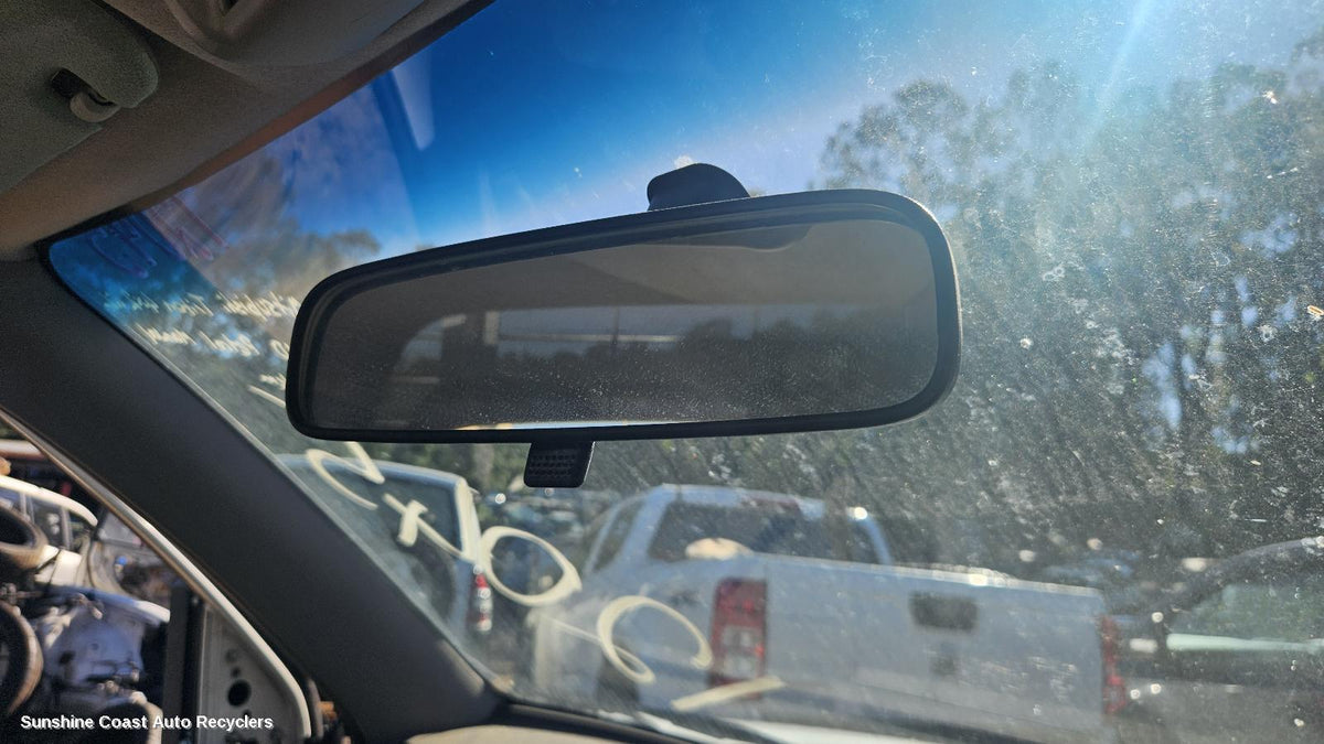 2009-2015 Mitsubishi Triton Interior Mirror