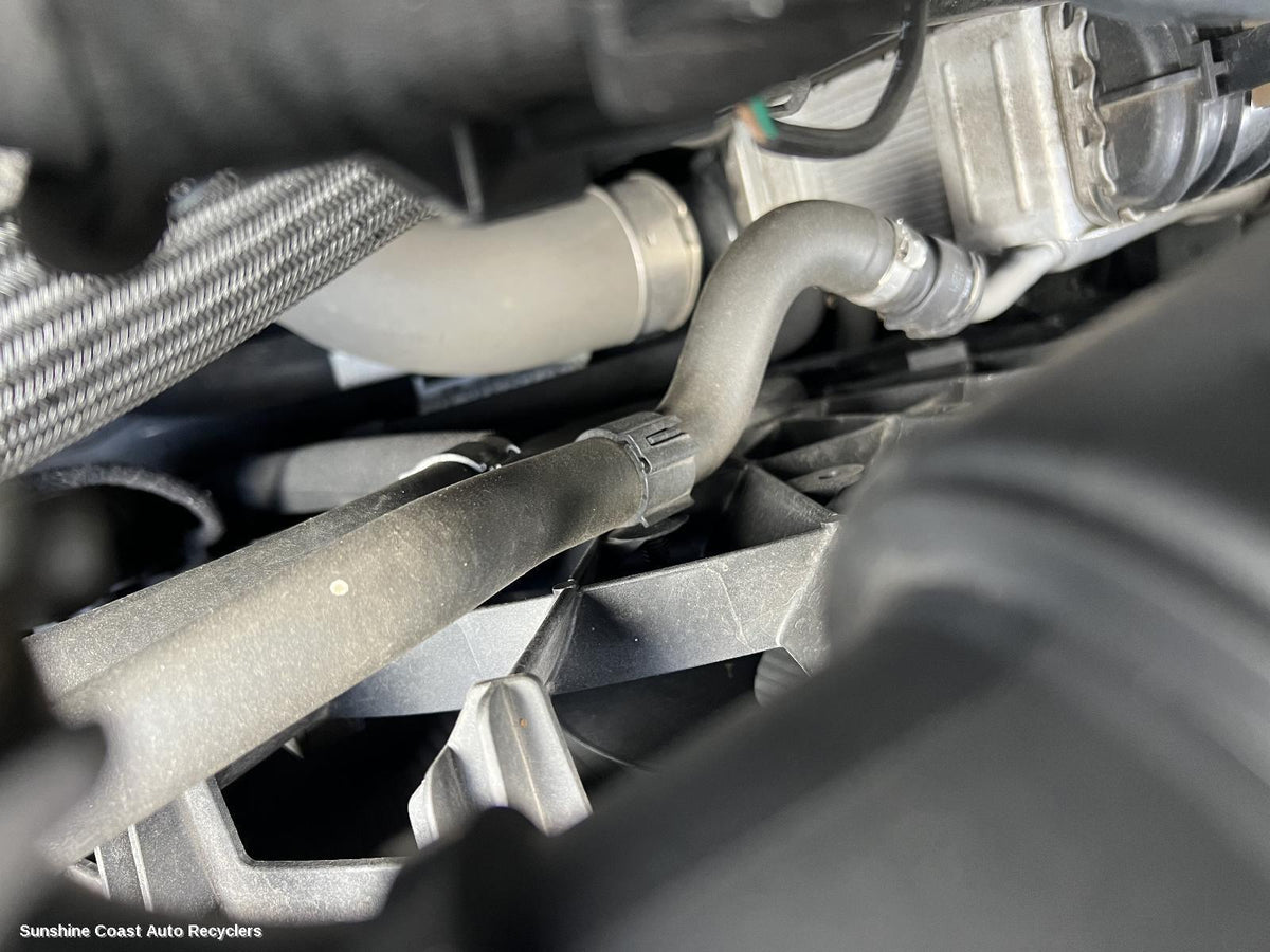 2015-2019 Jaguar Xe Fan