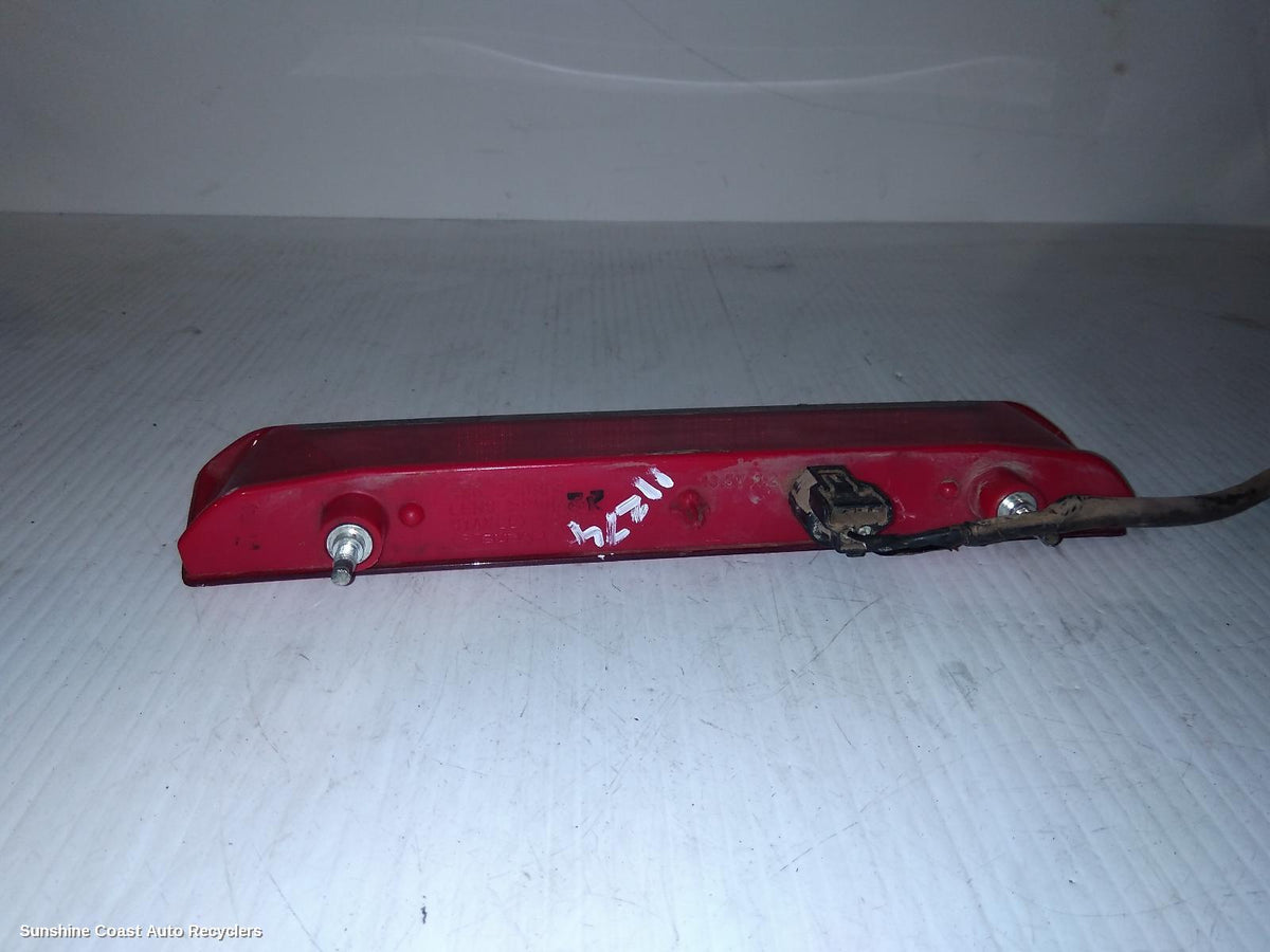 2013-2018 Subaru Forester High Level Stoplight