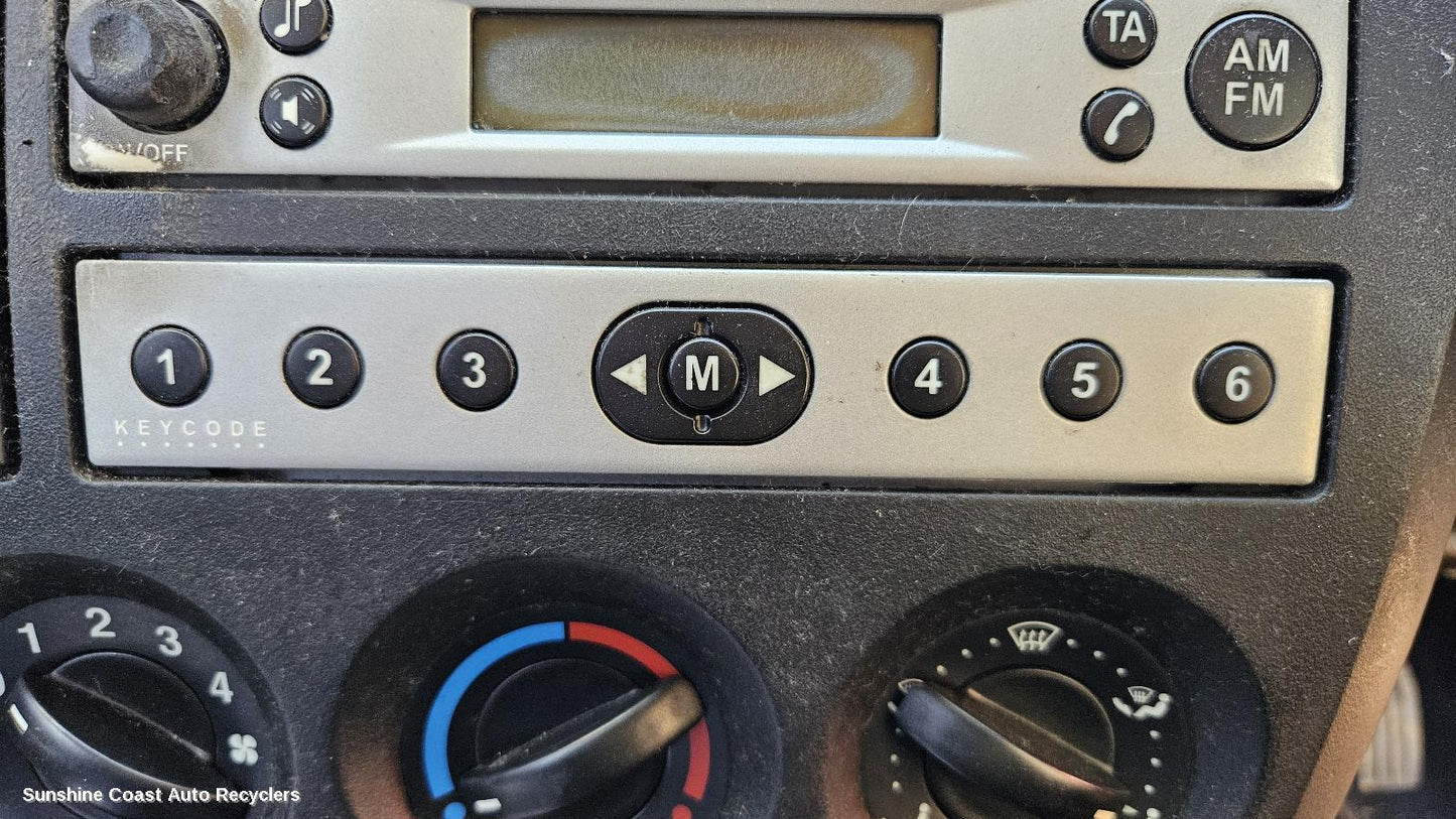2004-2005 Ford Fiesta Radio Cd Dvd Sat Tv