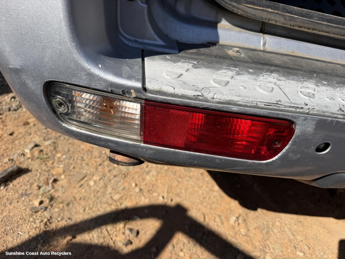 2003-2006 Mitsubishi Pajero Rear Bumper