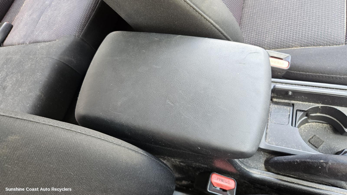 2003-2009 Mazda 3 Console