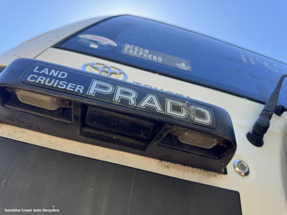 1996-1999 Toyota Prado Number Plate Lamp