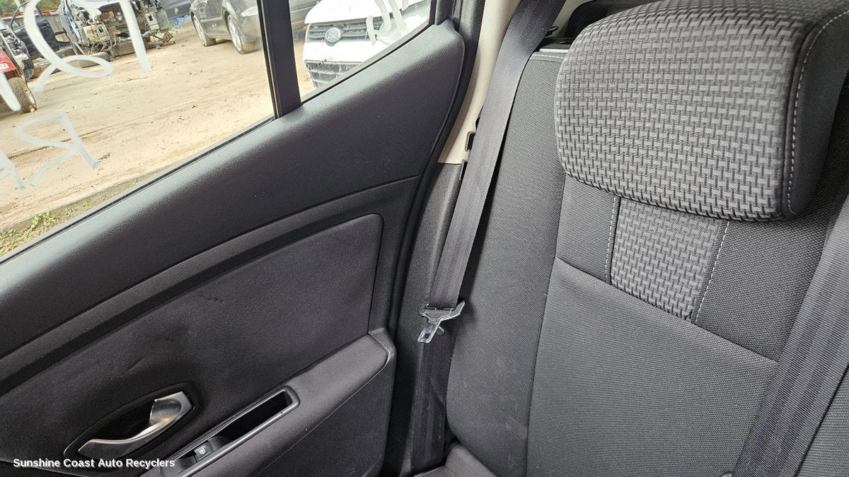 2010-2016 Renault Megane Seatbelt Stalk