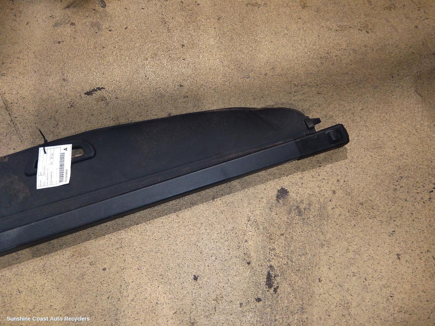 2021 Ldv D90 Parcel Shelf Cargo Blind