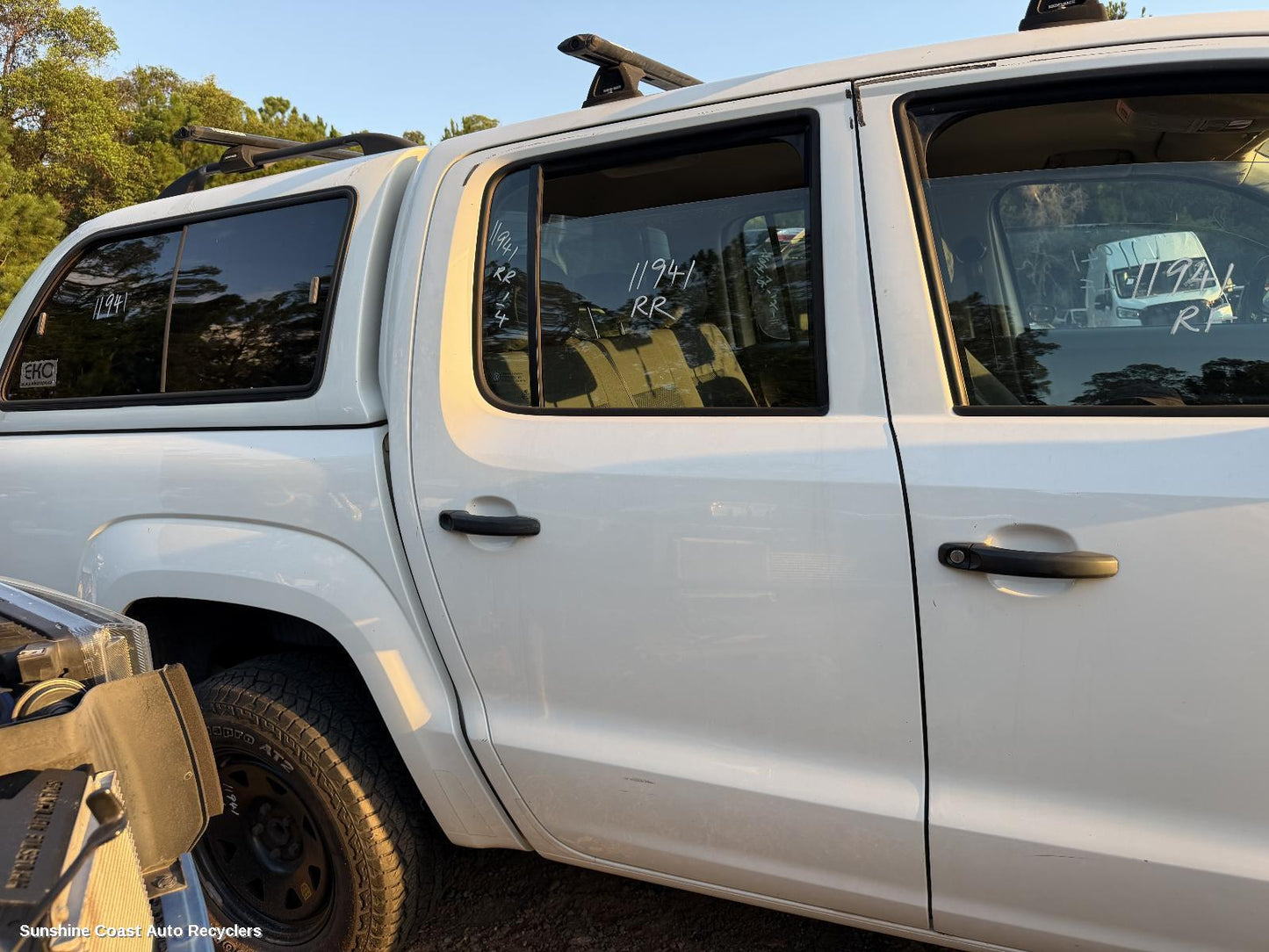 2010-2022 Volkswagen Amarok Right Rear Door Window