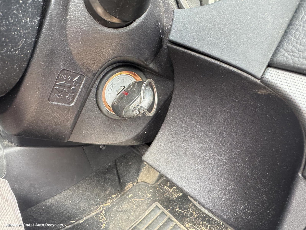 2006-2021 Mitsubishi Pajero Ignition W Key