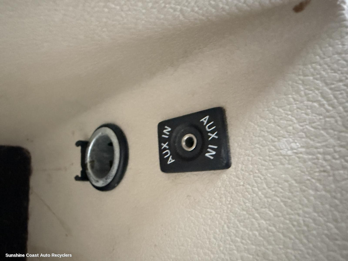 2008-2016 Volkswagen Tiguan Misc Switch Relay