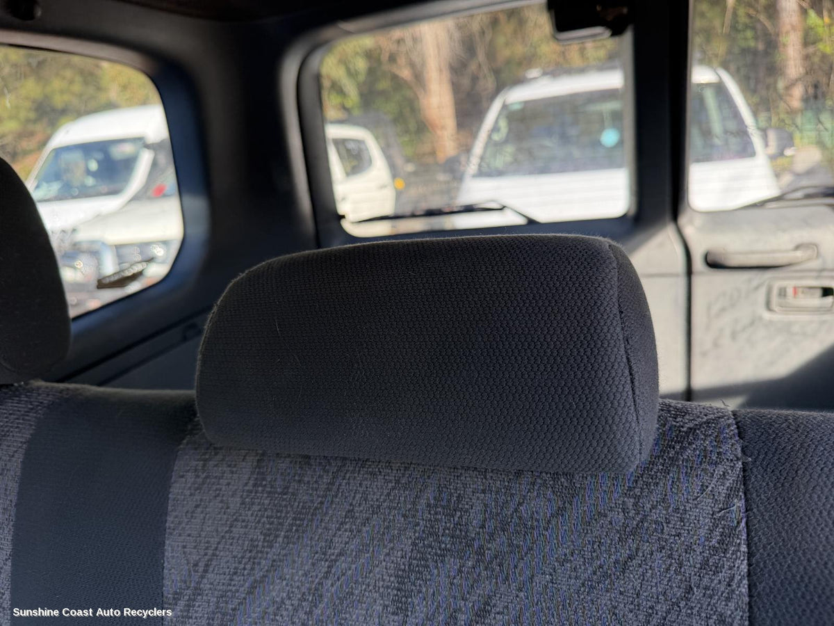 1998-2007 Toyota Landcruiser Headrest