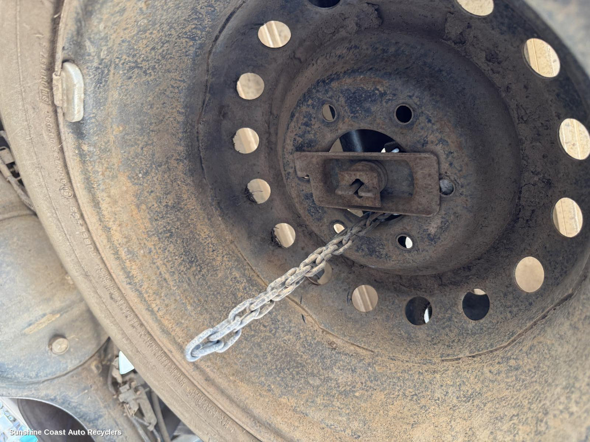 2011-2020 Mazda Bt50 Spare Wheel Winch