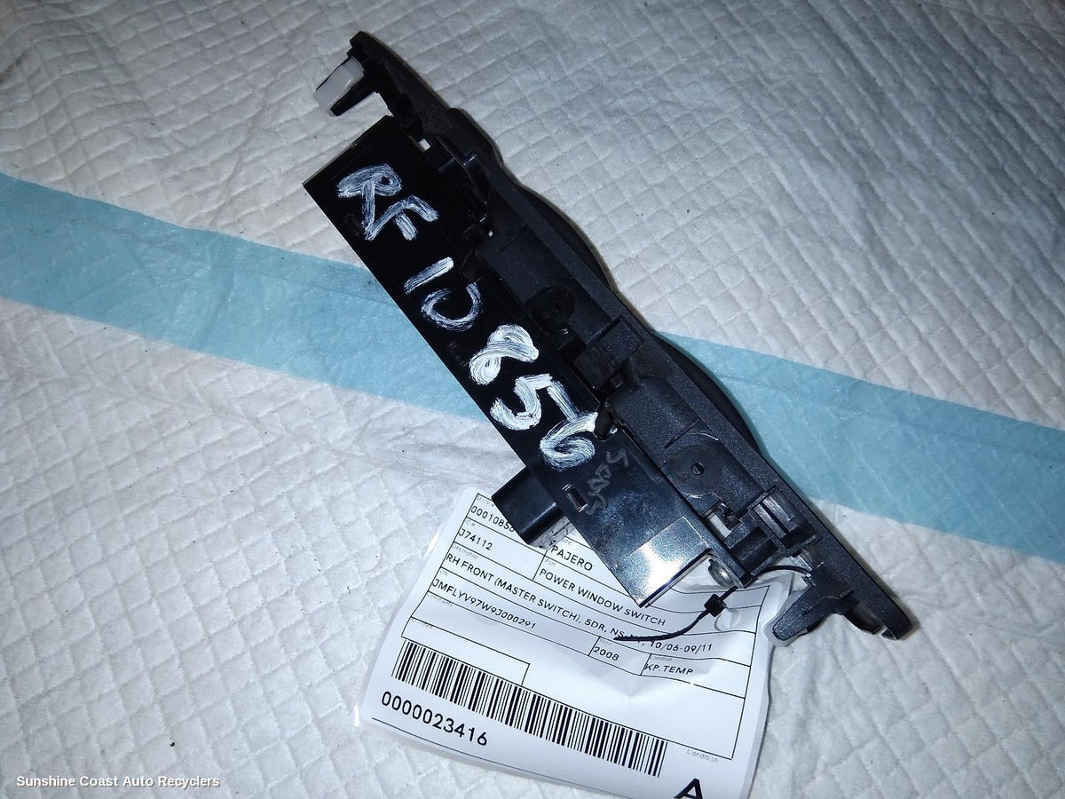 2006-2011 Mitsubishi Pajero Pwr Dr Wind Switch