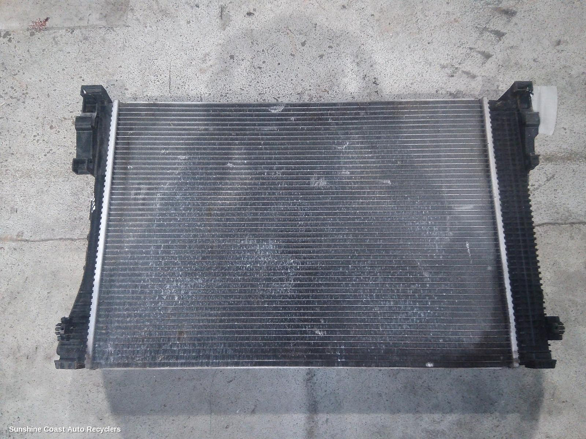 2007-2015 Mercedes C Class Radiator