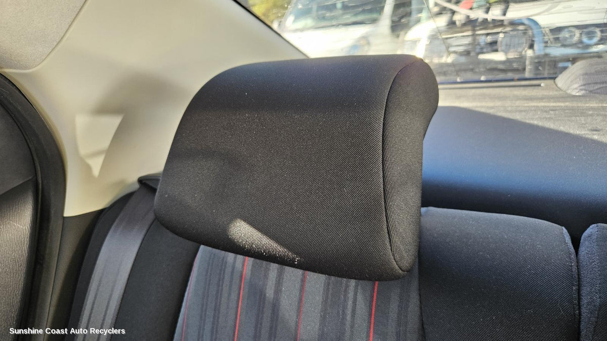 2014-2019 Mazda 2 Headrest