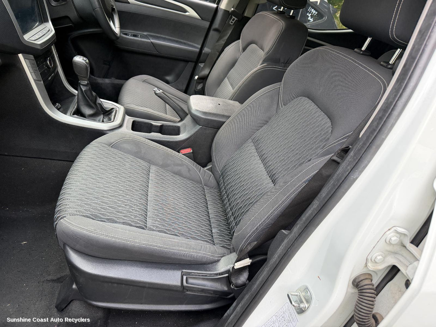 2017-2025 Ldv T60 Front Seat