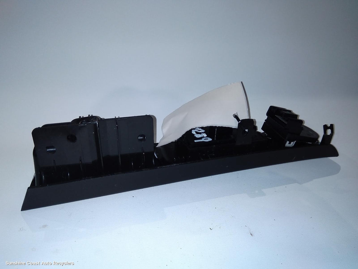 2011-2017 Holden Cruze Pwr Dr Wind Switch