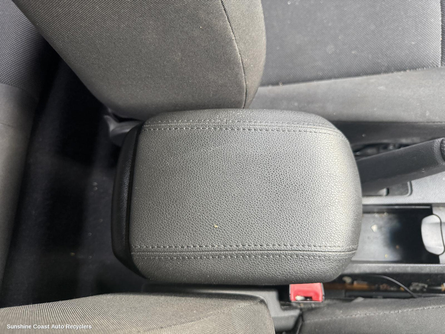 2012 Holden Cruze Console