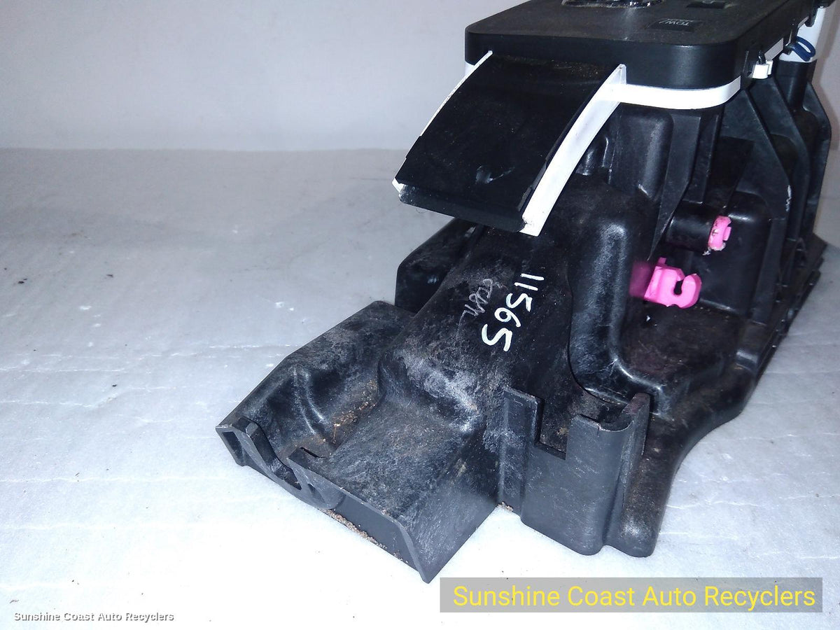 2007-2012 Jeep Cherokee Gear Stick Shifter