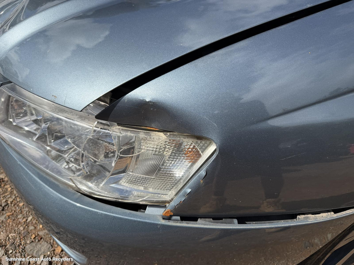 2002-2007 Holden Commodore Left Guard