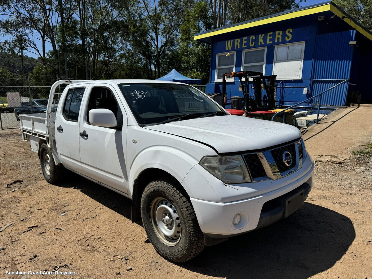 2005-2015 Nissan Navara Right Headlamp