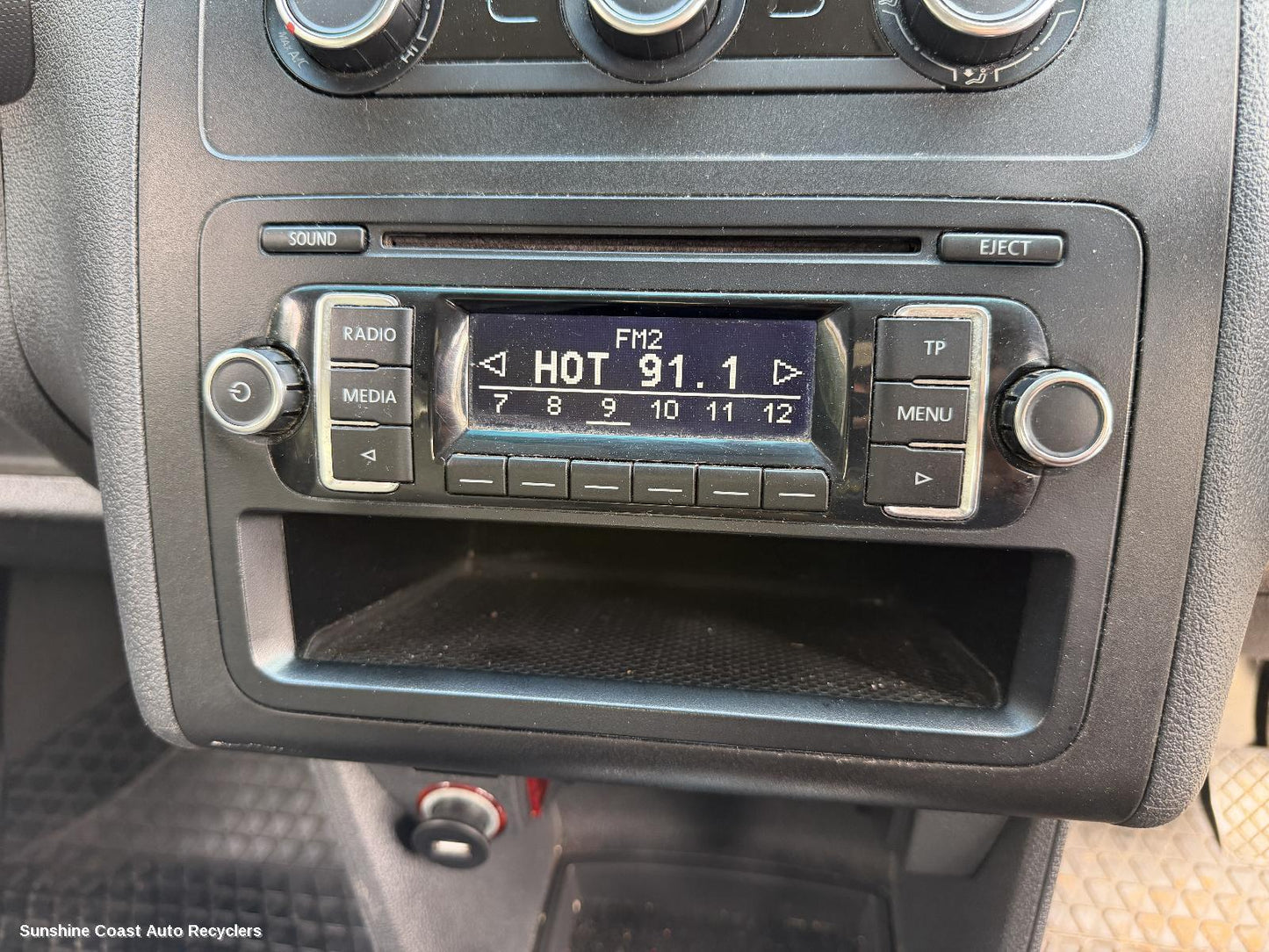 2010-2015 Volkswagen Caddy Radio Cd Dvd Sat Tv