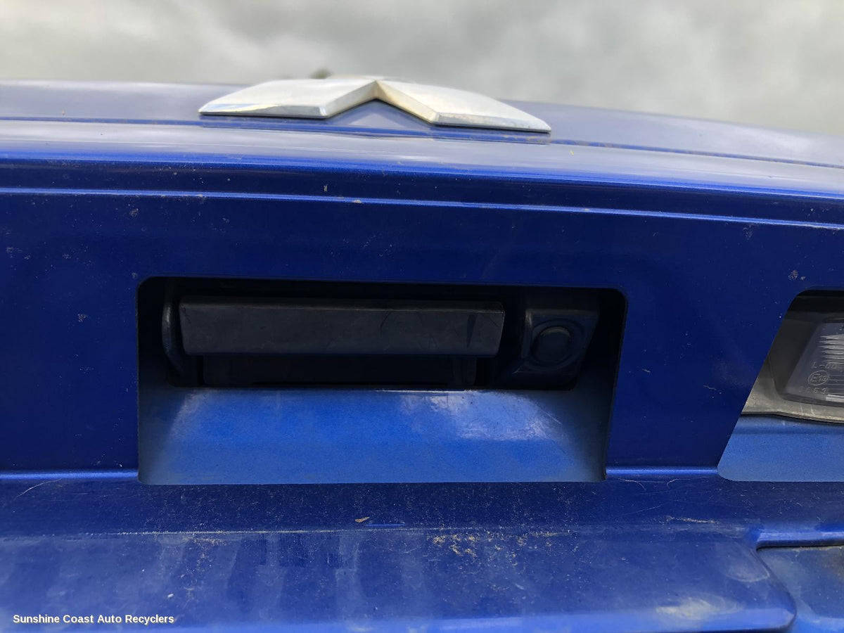 2007-2015 Mitsubishi Lancer Tailgate Handle