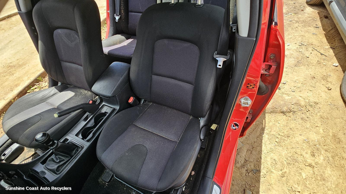 2006-2009 Mazda 3 Front Seat