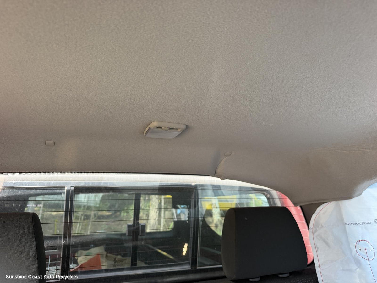 2005-2015 Nissan Navara Courtesy Light