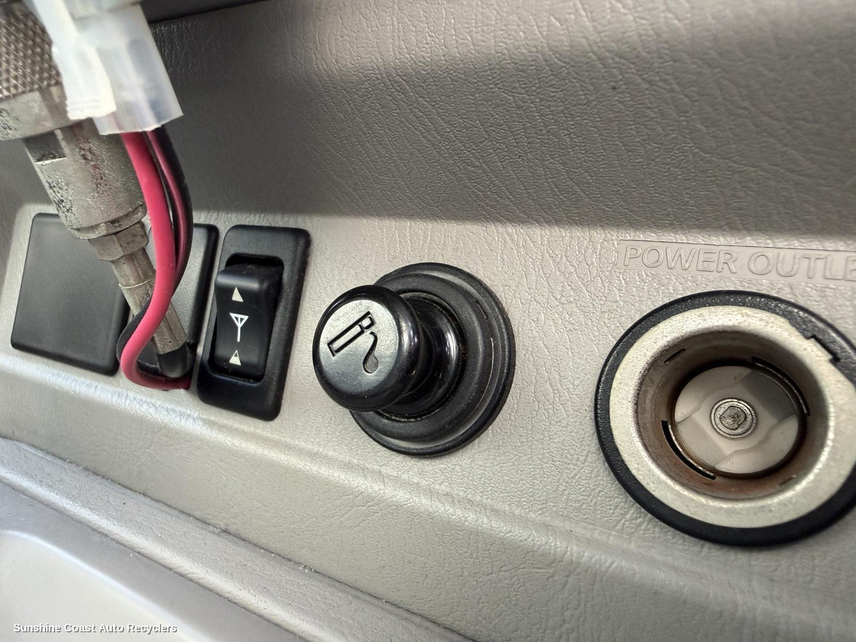 1997-2017 Nissan Patrol Misc Switch Relay