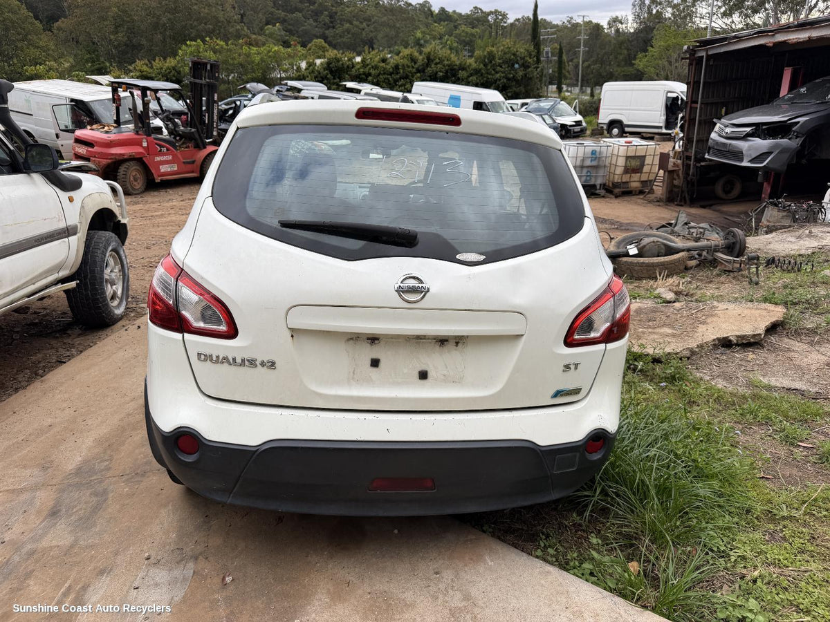 2010-2014 Nissan Dualis Grille