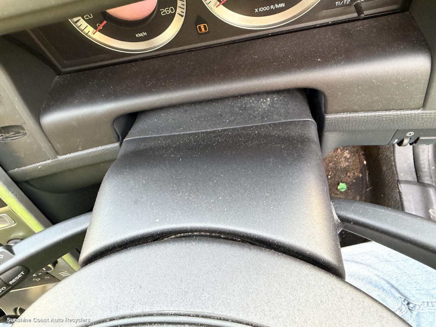2009-2017 Volvo Xc60 Steering Column Shro