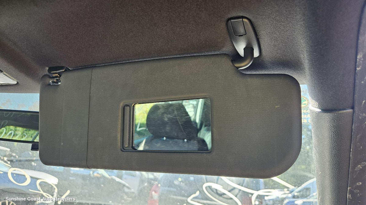 2011-2015 Skoda Fabia Sunvisor