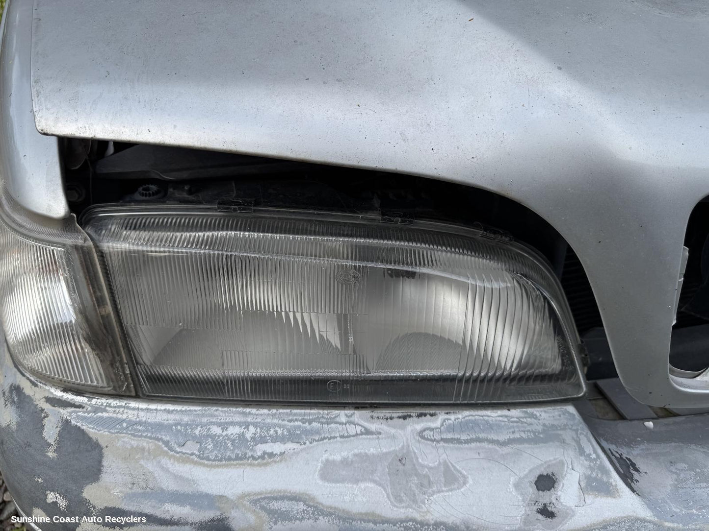 1997 Volvo S70/v70/c70 Right Headlamp