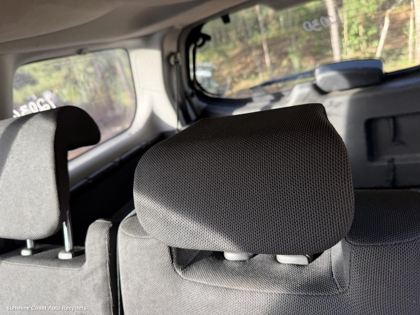 2005-2013 Nissan Pathfinder Headrest