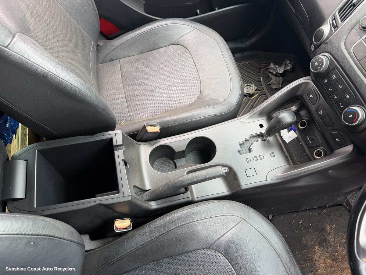 2009-2016 Hyundai Ix35 Console